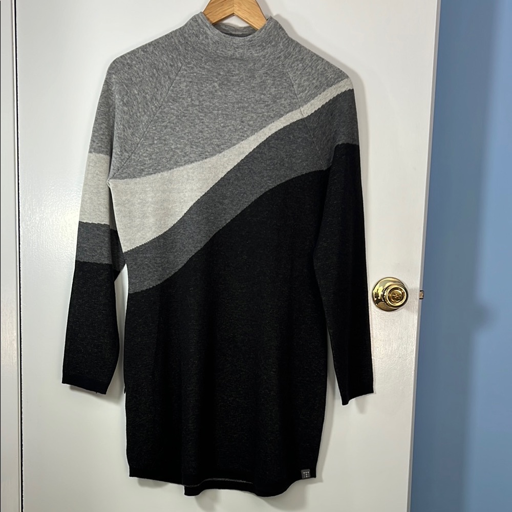 NWT Title Nine Colorblock Sweater Dress size Small